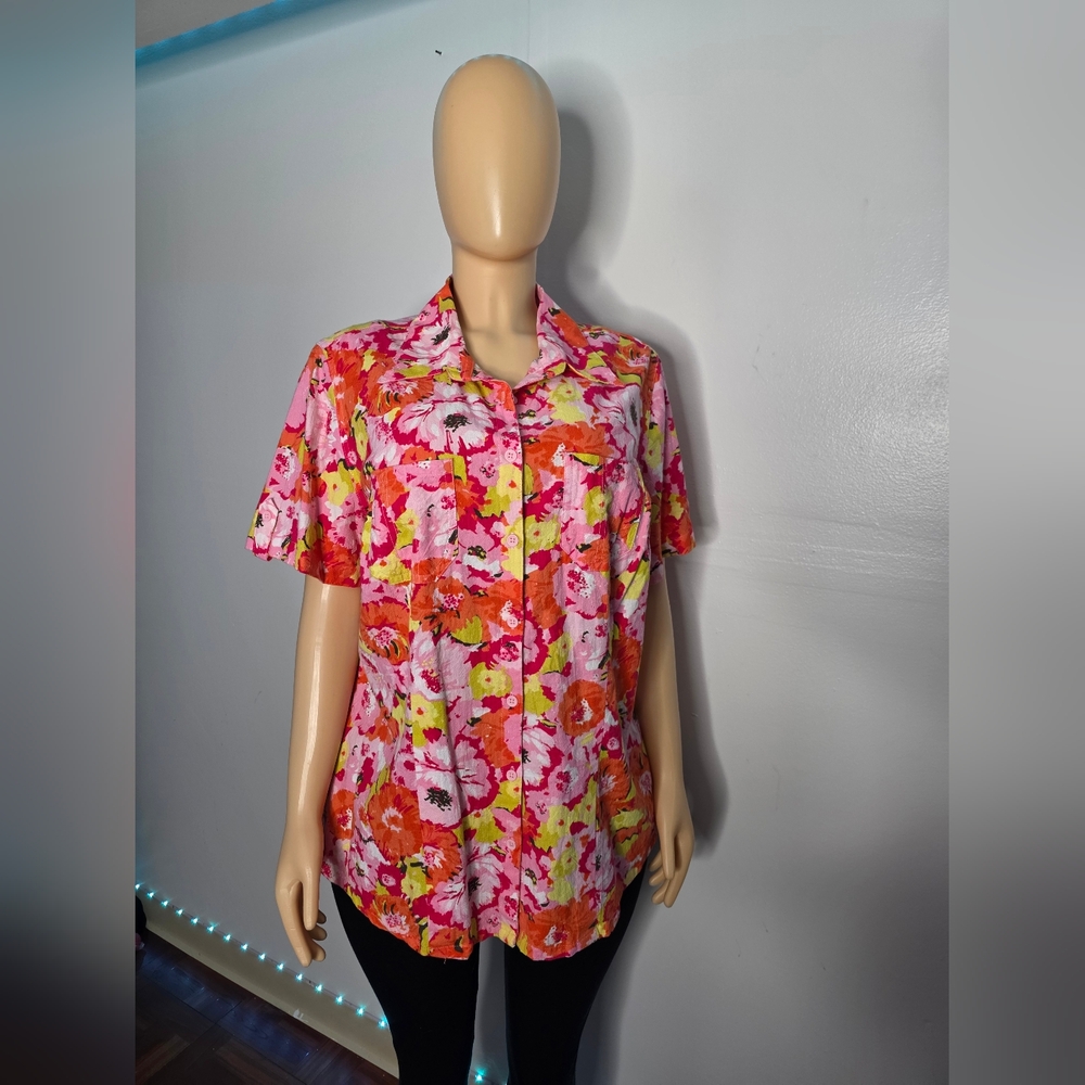 White Stag Pink & Orange Floral Button-Down Top Size US/1X Or 16W